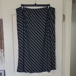 Banana Republic Navy and White A-Line Skirt